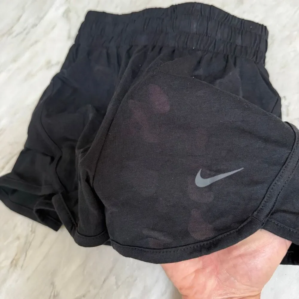 Nike Loose Fit Coupe Girls Training Shorts With Liner Black size XS NWT